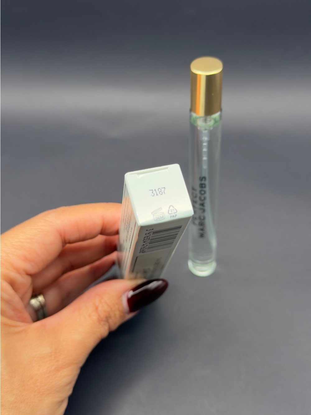 Marc Jacobs Perfect EDT 10ml Travel Spray - Picture 3 of 4